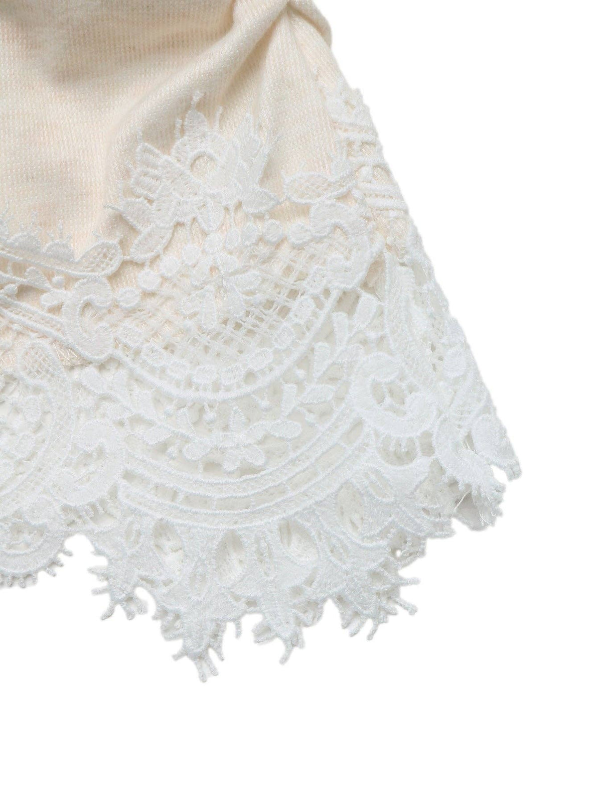 Lace Hem Ruched Long Sleeve Top